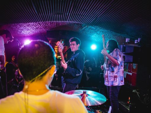 Bruises | XTRARRADIO MUSICFEST |Sala Sidecar